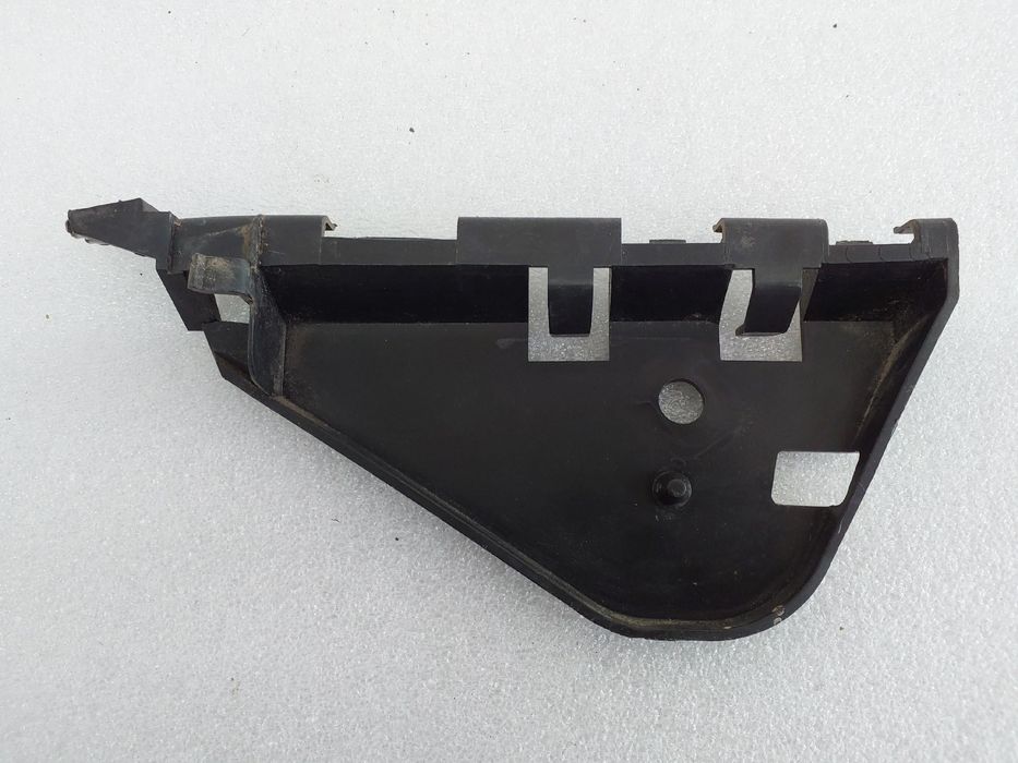 Guia de pára-choques trás direita PEUGEOT 307 (3A/C)