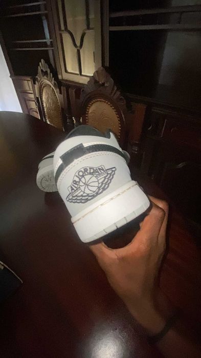 Tênis - Nike Air Jordan
