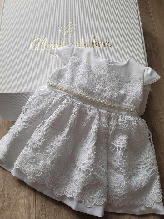 Sukienka bolerko buciki do chrztu firmy Abrakadabra rozmiar 62 cm