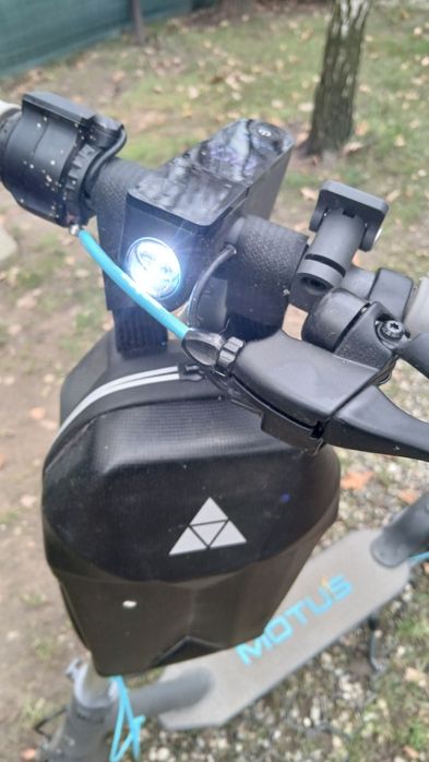 Hulajnoga elektryczna MOTUS Scooty lite 10 700W