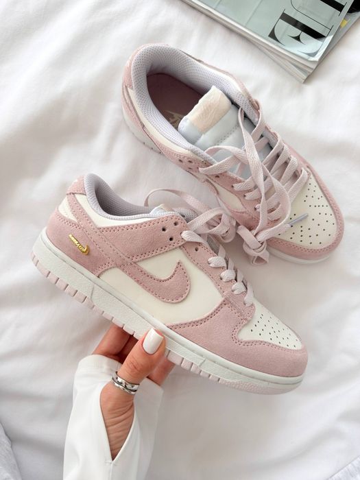 Nike Dunk Low Sail Pink трендові жіночі кросівки найк cб данк рожеві