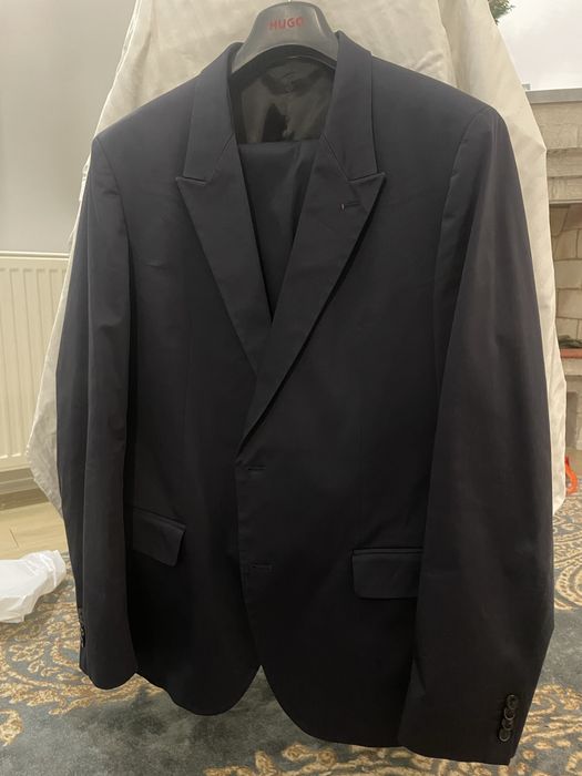 Костюм Hugo Boss
