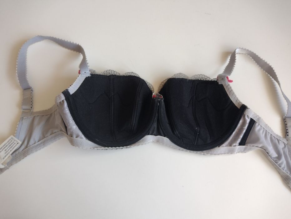 Biustonosz GORSENIA roz. 75 D