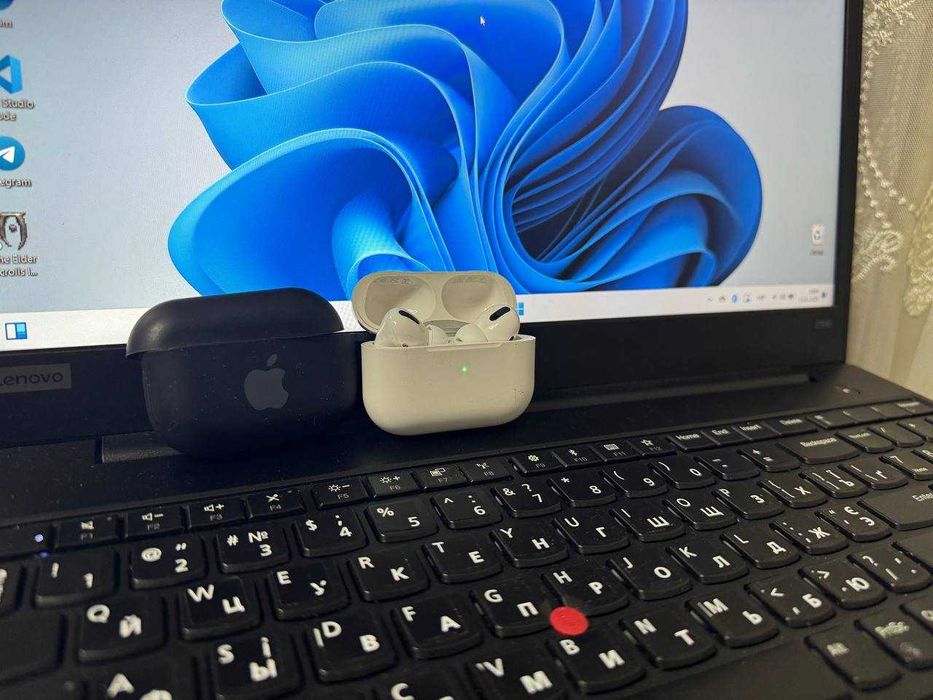 Продам AirPods Pro 1 покоління