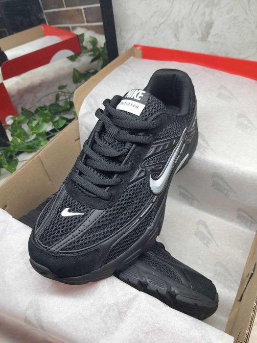 Кросівки Nike Initiator чорні сітка унісекс 37-41 без передоплати