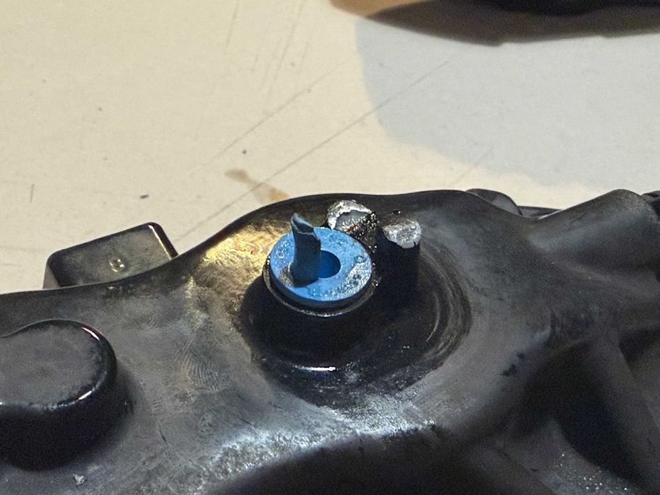 Zaciski przednie Subaru Brembo z Legacy Tuned by STi Impreza Forester