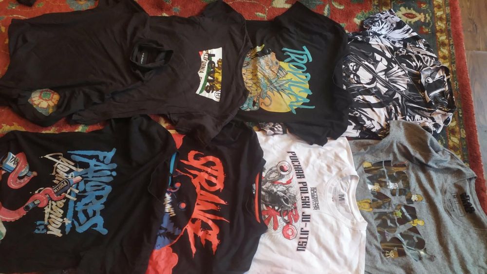 Spodnie i t-shirts