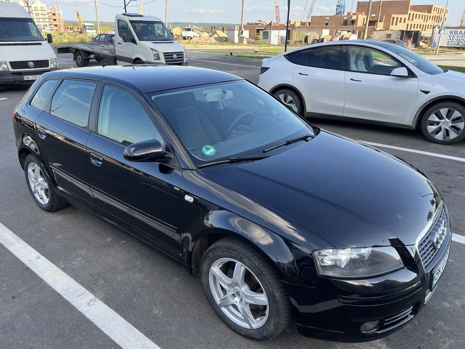 Audi a3 1.6 бензин