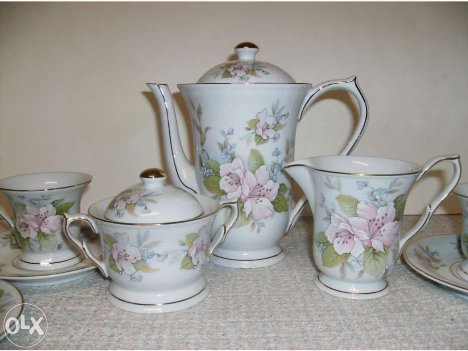 Coffee service. New.425472955778355201