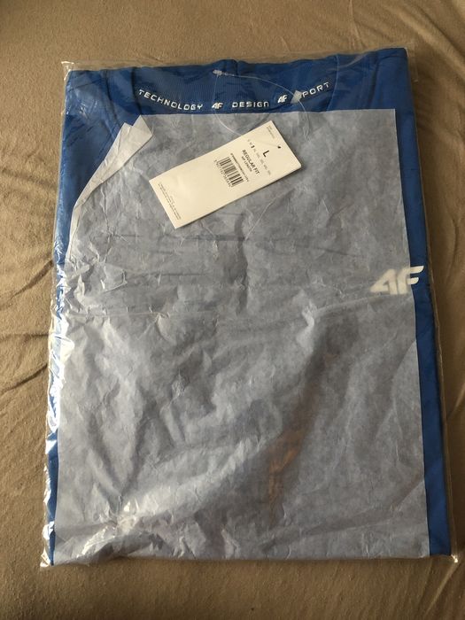 T-shirt męski  koszulka nowy okrągły dekolt 4F rozmiar L