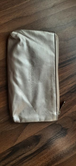 Косметична Marc and Andre