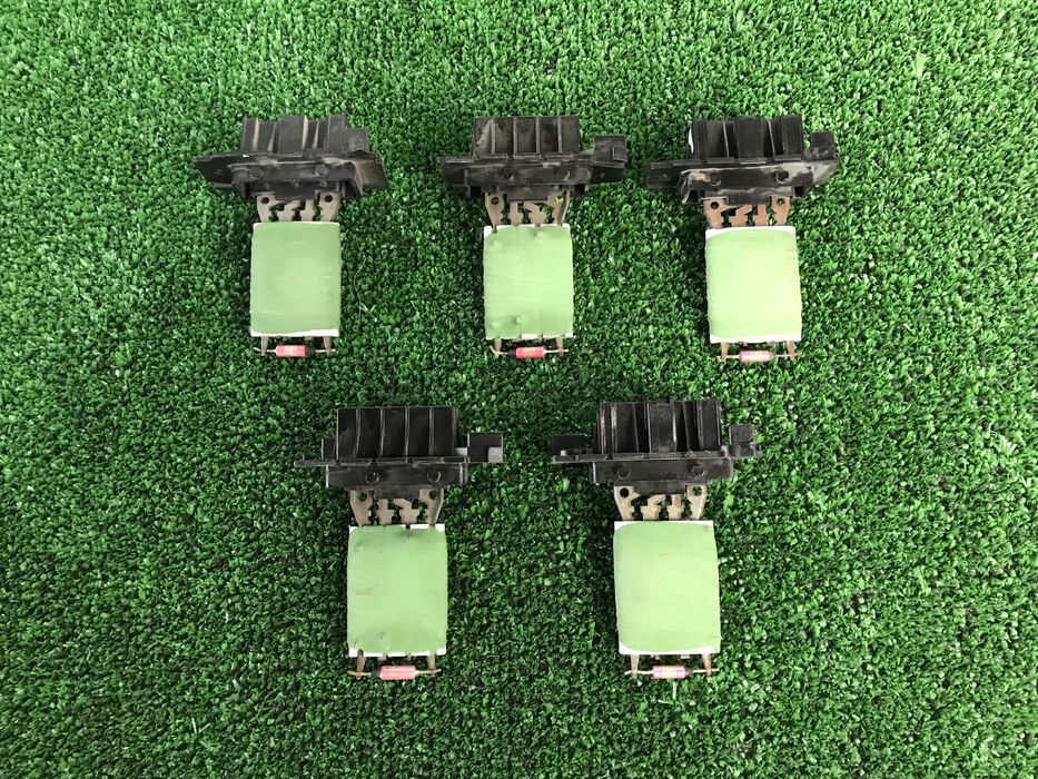 Резистор печки реостат Фіат Добло 263 Опель Комбо D 2010-2017 1.3