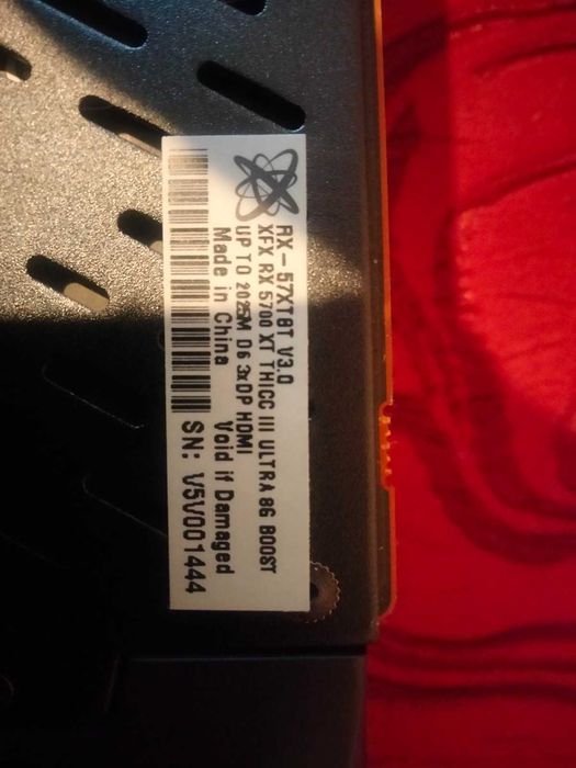 Видеокарта 	AMD Radeon RX 5700 XT  8 гиг
