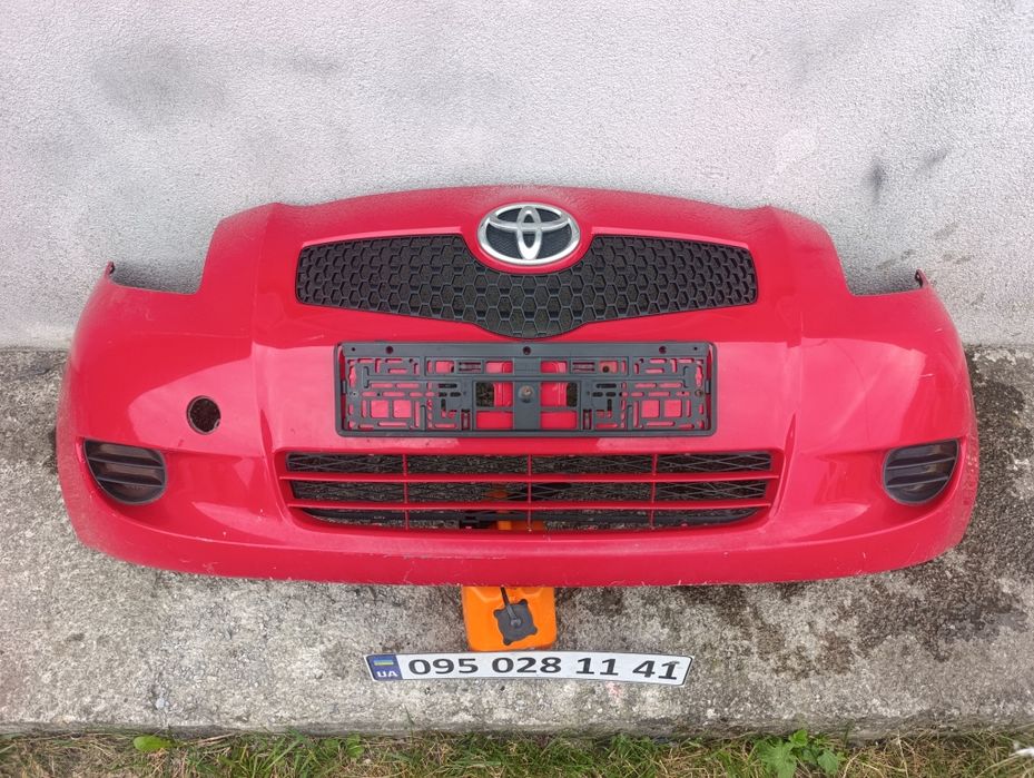 Бампер Toyota Yaris 2 ,Тойота Яріс 2 бампер передній
