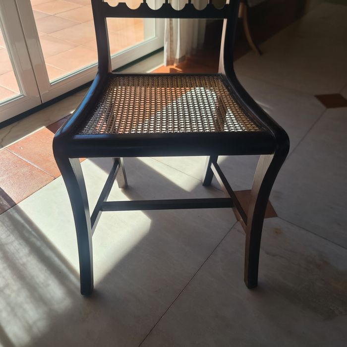 Cadeira em madeira