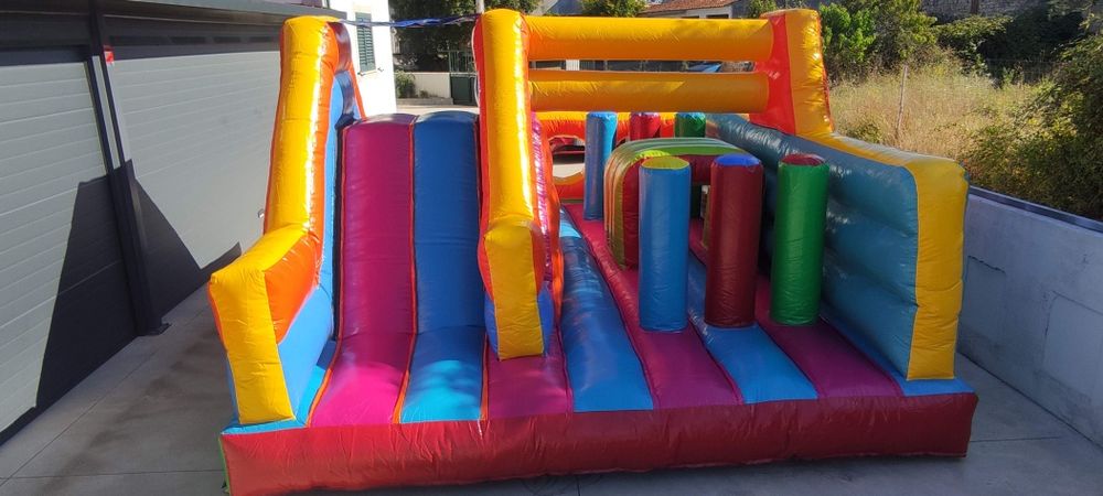 Insufláveis novos em lona certificada profissionais