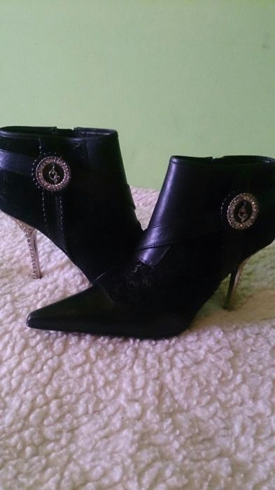 Botki 30zł NOWE  rozm 38