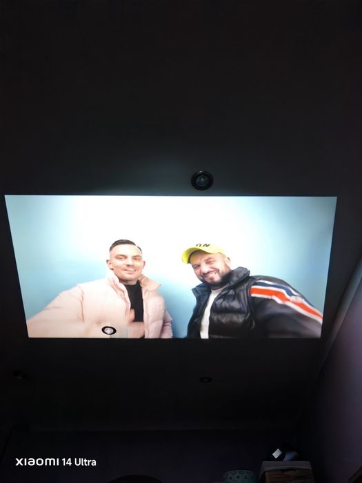 Projektor ultra HD Wi-Fi BT