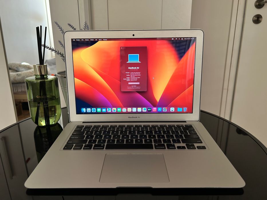 MacBook Air 13” 2015 i5 8 GB 128GB SSD
