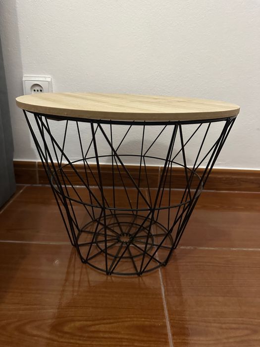 Mesa de centro/mesinha auxiliar