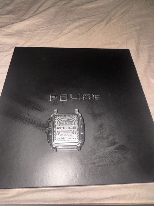 Relogio Police.