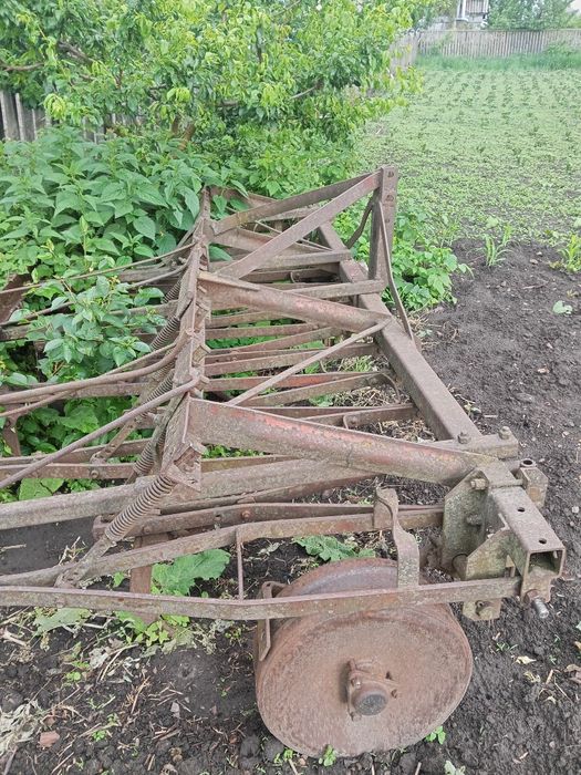 Продам культиватор 3,1м.