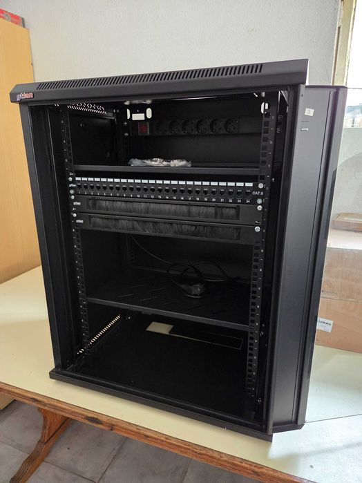 GTLAN Network Rack462966525212108801