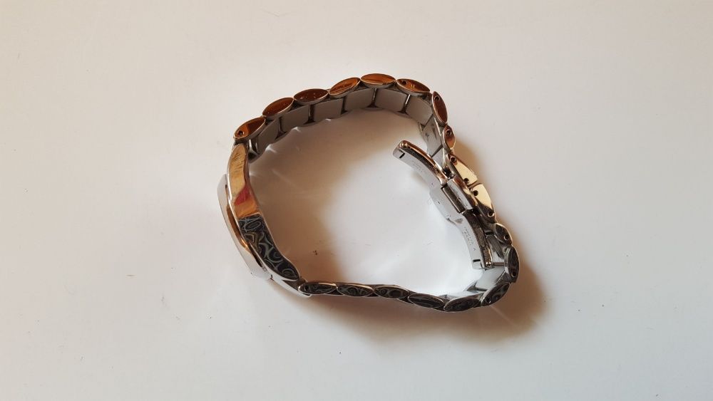 Zegarek na rękę z bransoletką Tissot