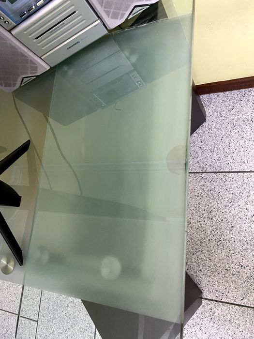 Mesa de Vidro Extensivel S/ cadeiras