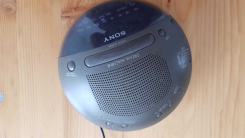 rádio despertador SONY