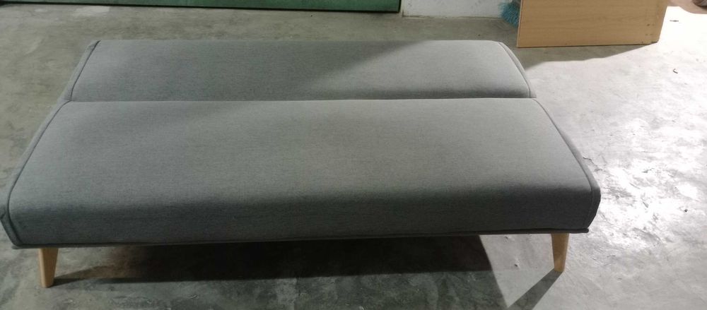 Sofá cama sem uso