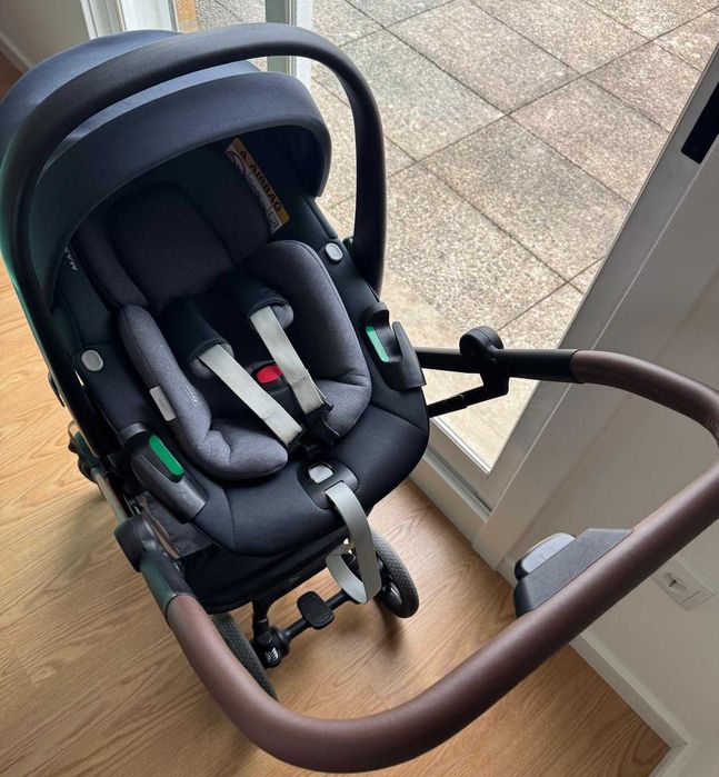 Duo Maxi-Cosi Leona 2 + Pebble 360º Pro Essential Graphite