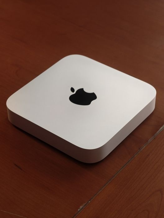 Mac Mini M2 + Magic Mouse