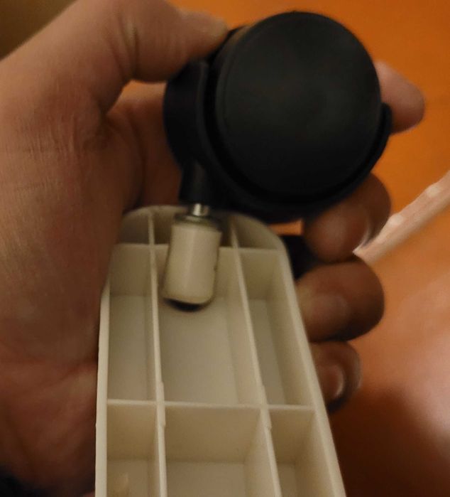 Aquecedor Mica - JATA Micathermic 2.000 W (pé da roda partido!)