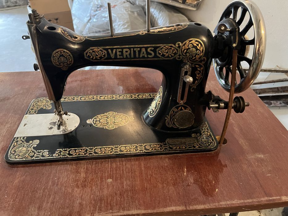 Швейна машина veritas б/в
