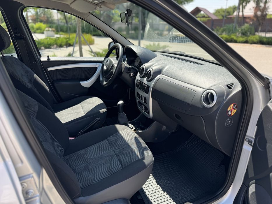 Dacia Logan Mcv 1.6 бензин/газ 2010