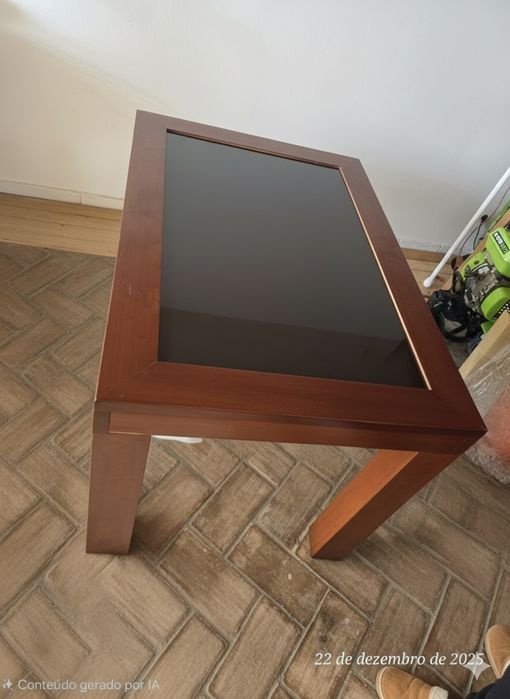 Mesa extensível sala jantar madeira maciça vidro fosco transparente