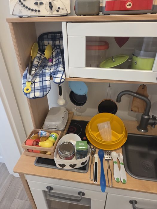 Cozinha de Brincar Ikea com utensílios