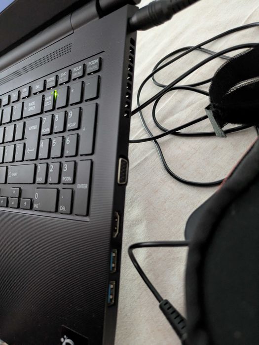 Toshiba Satellite Pro R50-B-119 | Intel i5 | 16 GB RAM | SSD | Pronto a usar