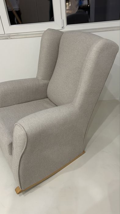 Cadeira de baloiço conza claro - como novo