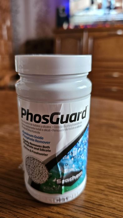 Seachem PhosGuard na fosforany i sinice