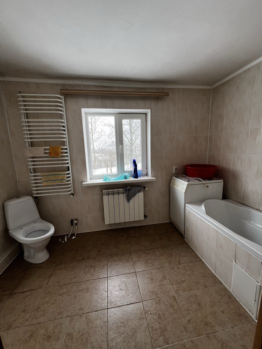 Продам гарний будинок у м. Кіцмань