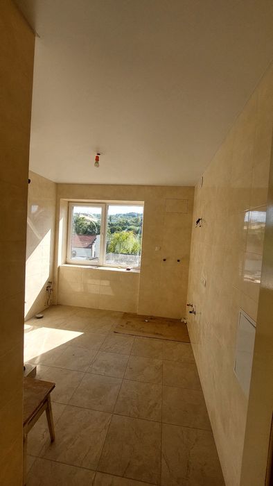 Продам 2-кімнатну квартиру. Вул.Київська,6а.