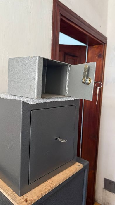 Продам сейф для зброї