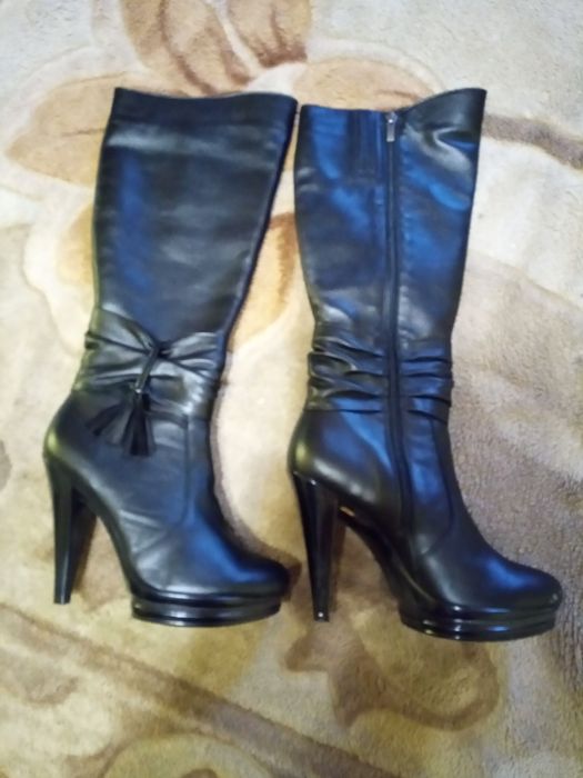 Сапожки жіночі шкіряні