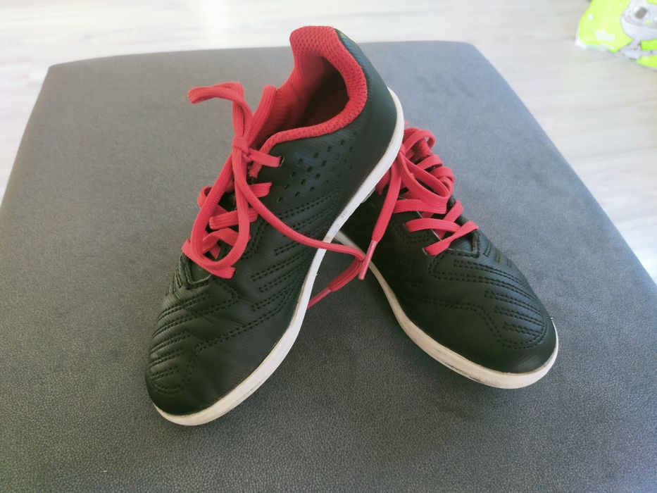 Korki kipsta chłopięce r. 26 buty do gry w piłkę 16.5 cm