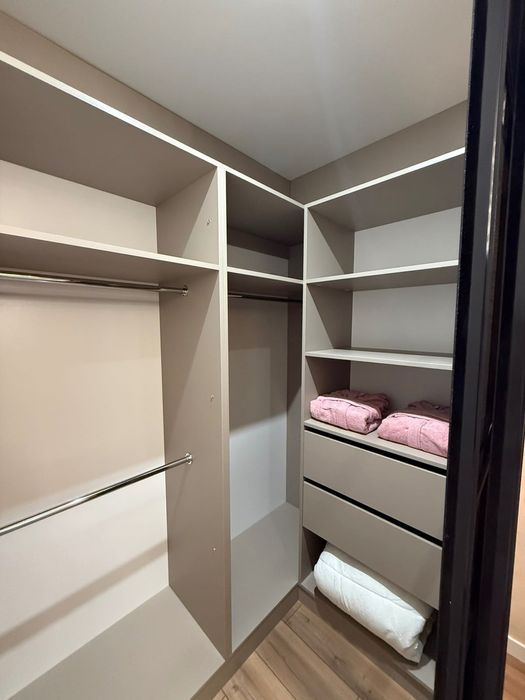 Евро 3 х комн . Рассрочка . Ремонт ,мебель ,техника . Архитекторская