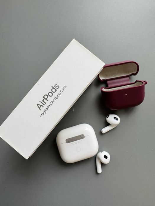 Airpods 3 (3rd generation) with MagSafe кейсом
