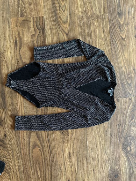 Super czarne body srebrna nitka primark głęboki dekolt