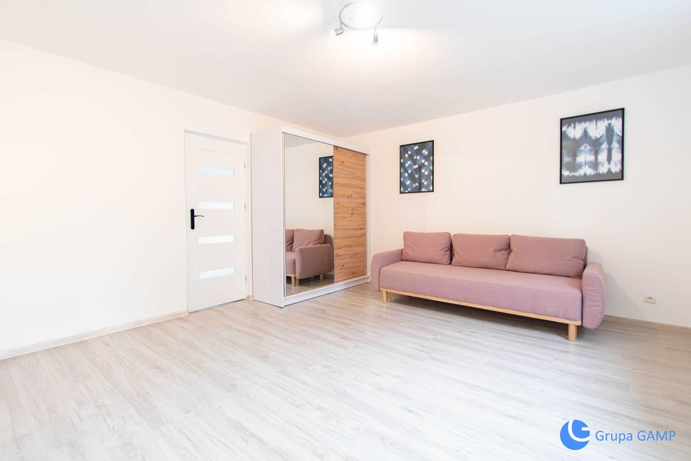 2-pok + kuchnia,  42m2*os. Złotej Jesieni* po remoncie